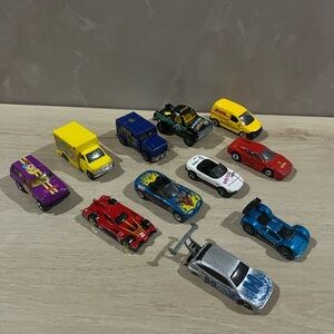 🚘 Mixed Die-Cast Car Bundle — Hot Wheels | $20 for all